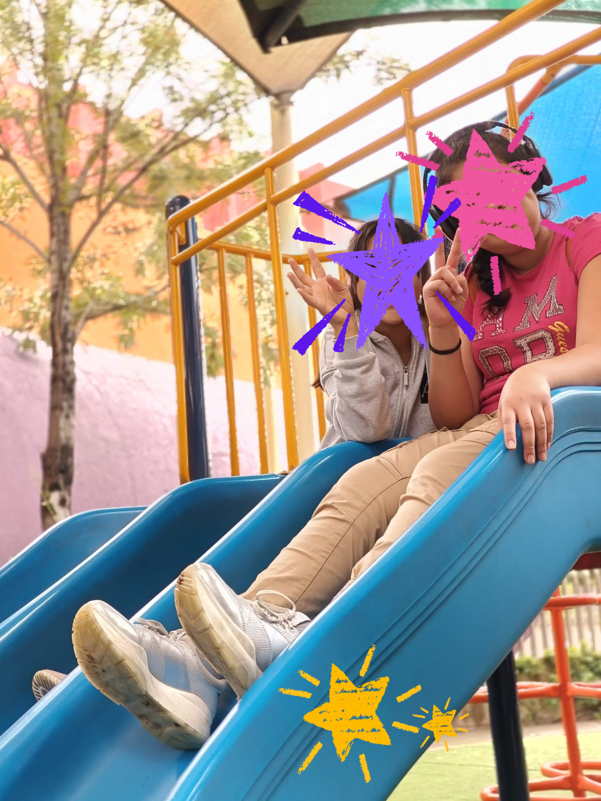 Entrega de artículos de ropa, calzado e higiene